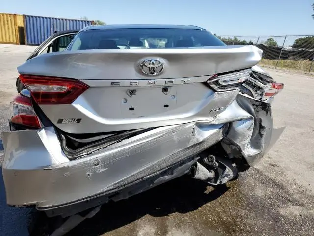 2018 TOYOTA CAMRY XLE   