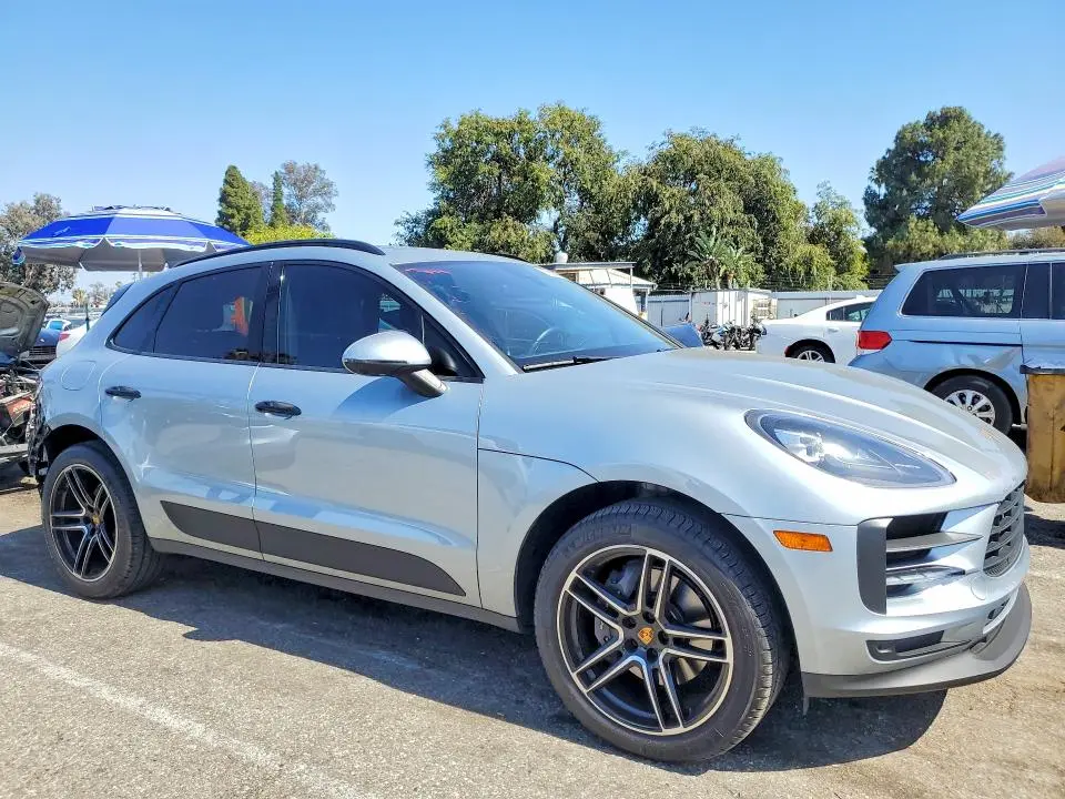 2021 PORSCHE MACAN   