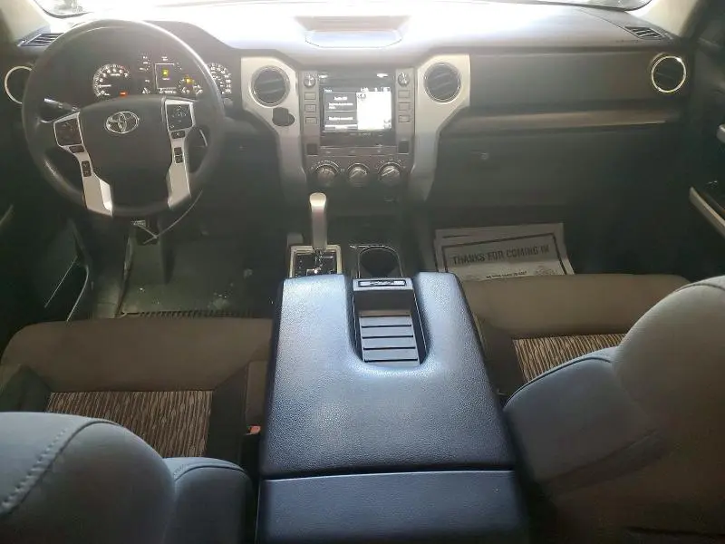 2018 TOYOTA TUNDRA SR5  