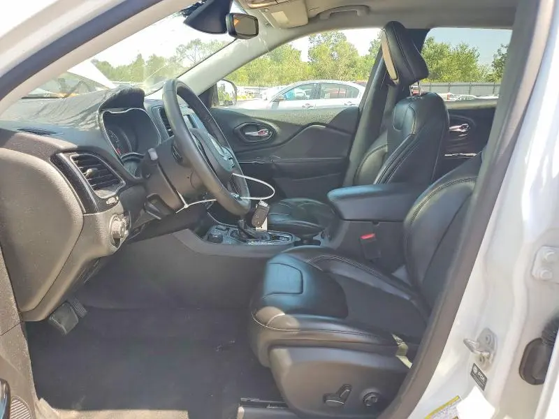 2021 JEEP CHEROKEE LATITUDE PLUS  