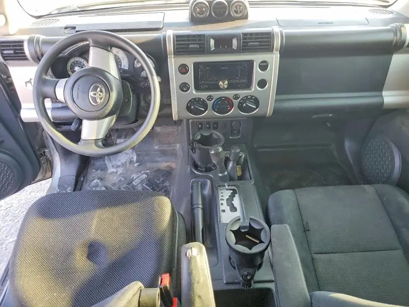 2010 TOYOTA FJ CRUISER BASE  
