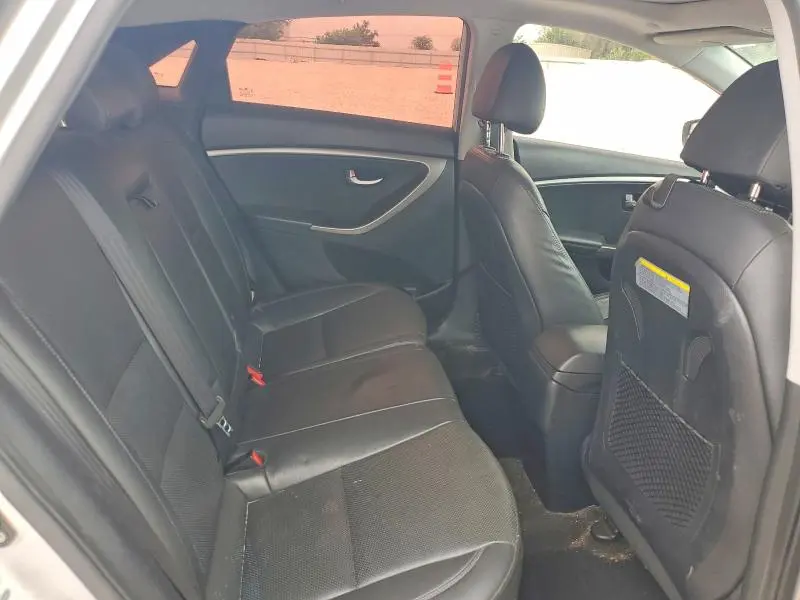 2016 HYUNDAI ELANTRA GT BASE  