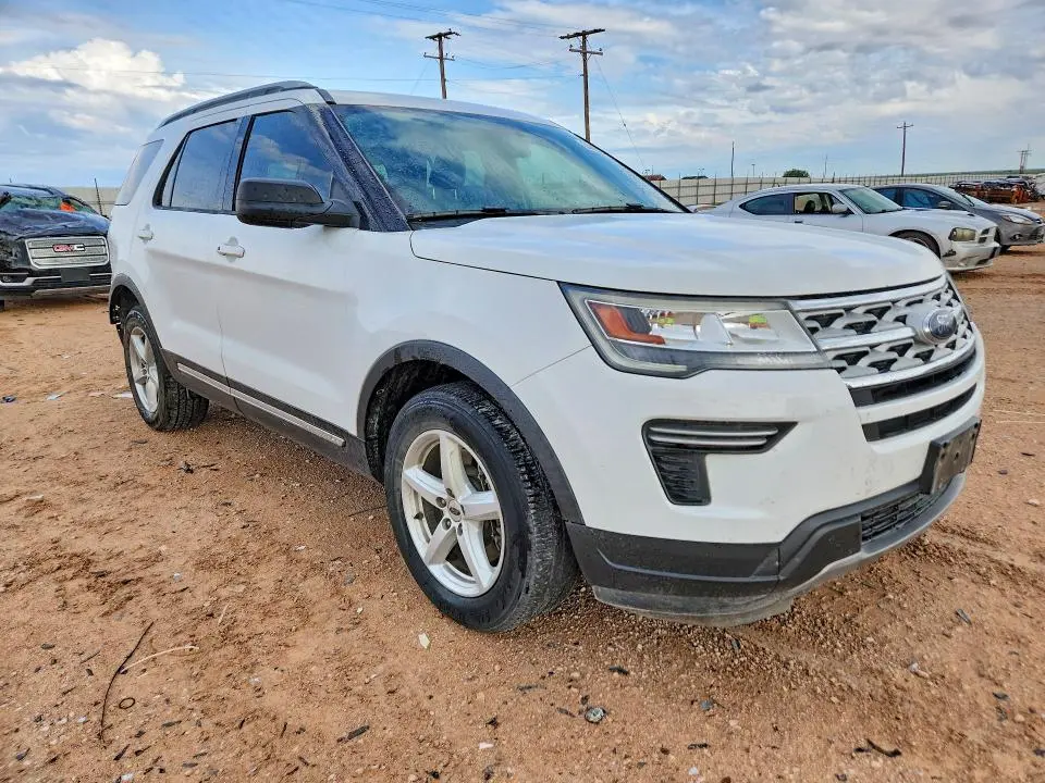 2019 FORD EXPLORER XLT  