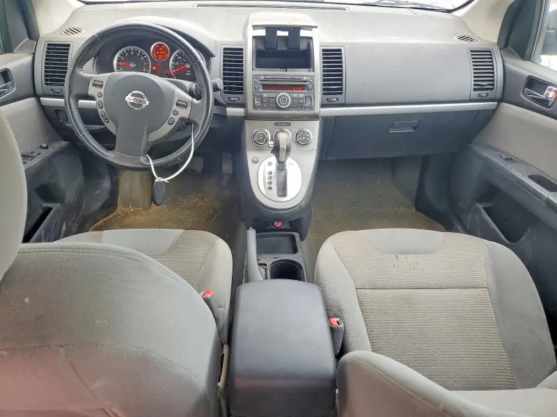 2010 NISSAN SENTRA 2.0  