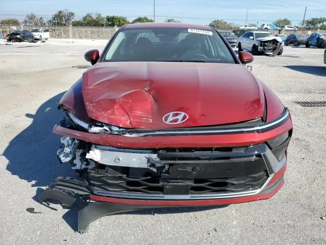2025 HYUNDAI SONATA SE  