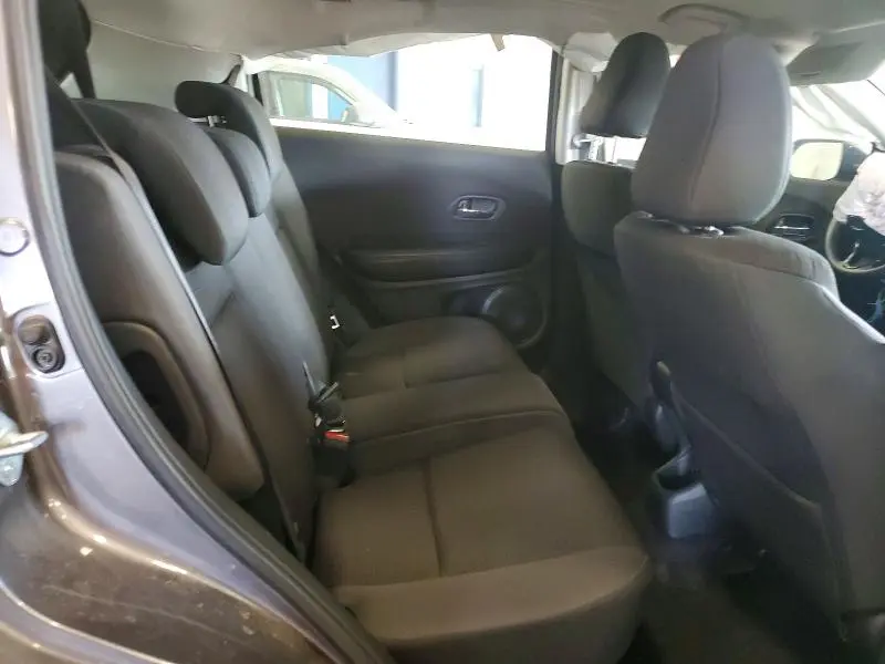 2022 HONDA HR-V LX  