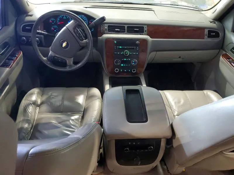 2011 CHEVROLET TAHOE K1500 LT  