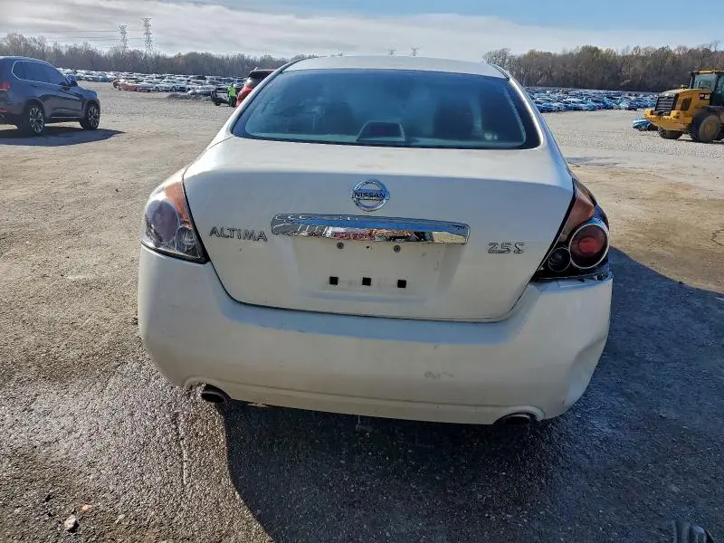 2010 NISSAN ALTIMA BASE  