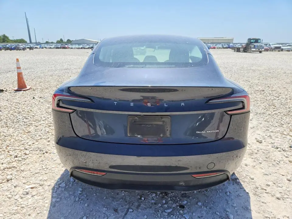 2025 TESLA MODEL 3   