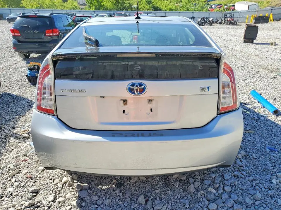 2013 TOYOTA PRIUS THREE  