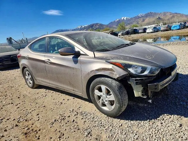 2015 HYUNDAI ELANTRA SE  