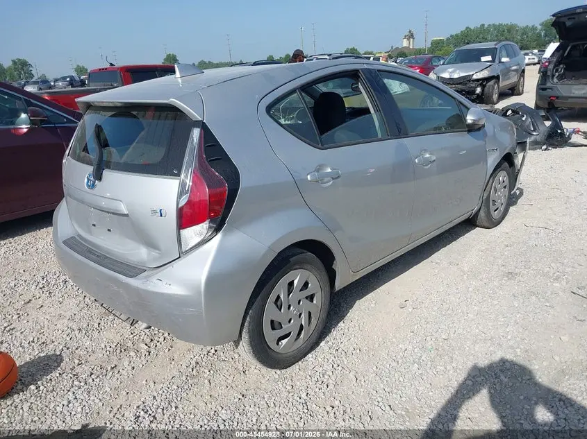 2016 TOYOTA PRIUS C TWO