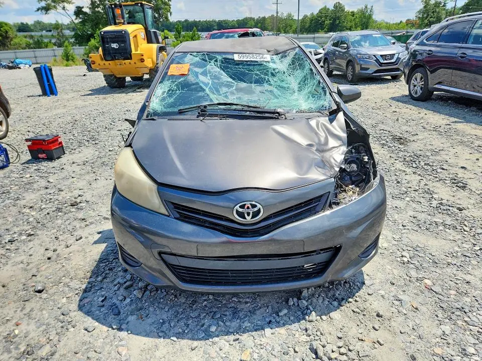 2014 TOYOTA YARIS 5-DOOR LE  