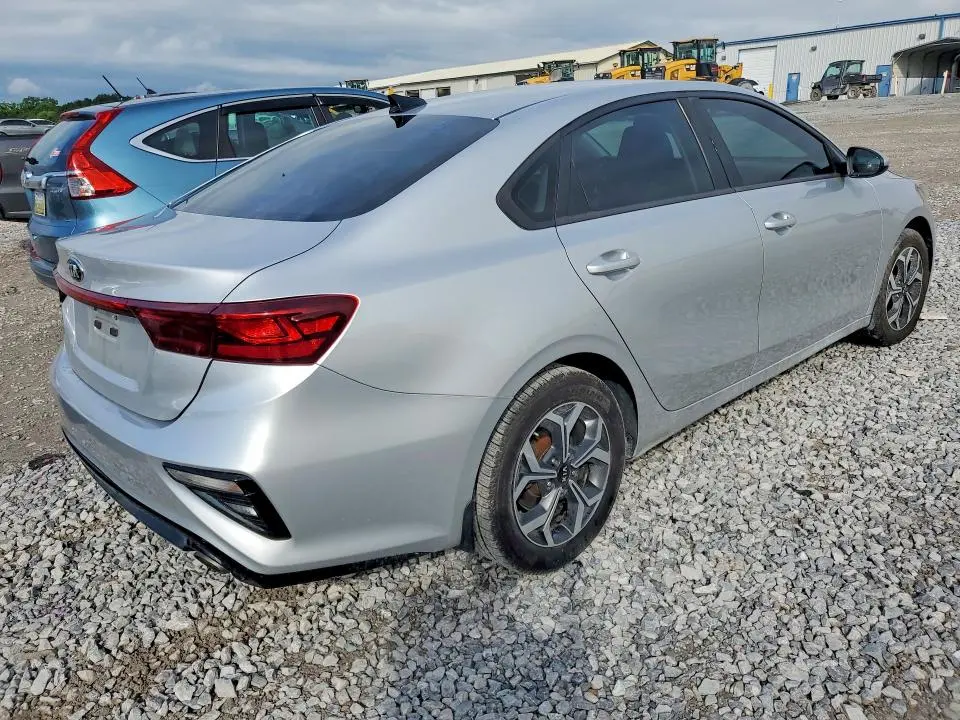 2019 KIA FORTE LXS  
