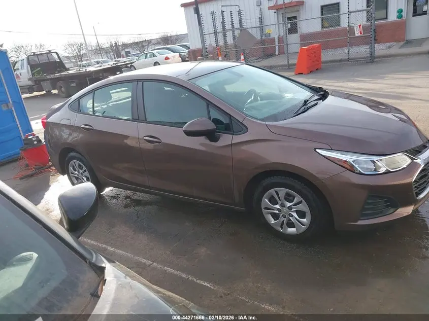 2019 CHEVROLET CRUZE LS