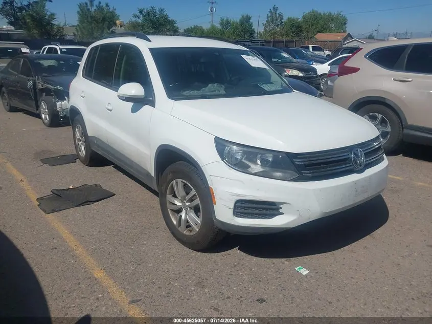 2017 VOLKSWAGEN TIGUAN  