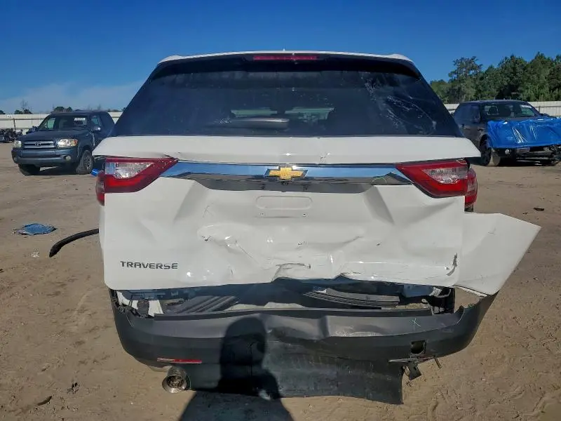 2020 CHEVROLET TRAVERSE LS  