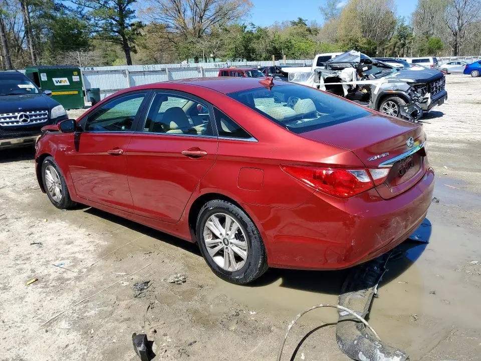 2013 HYUNDAI SONATA GLS  