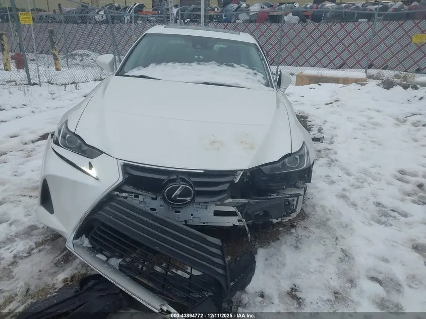 2017 LEXUS IS 300  