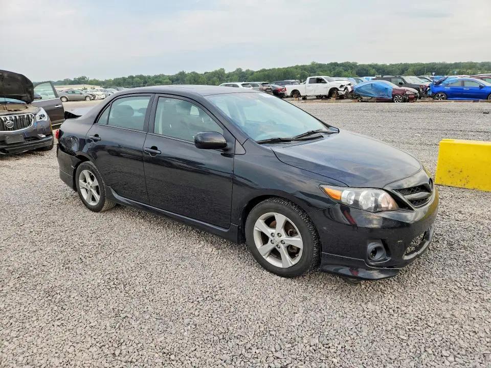 2011 TOYOTA COROLLA S  