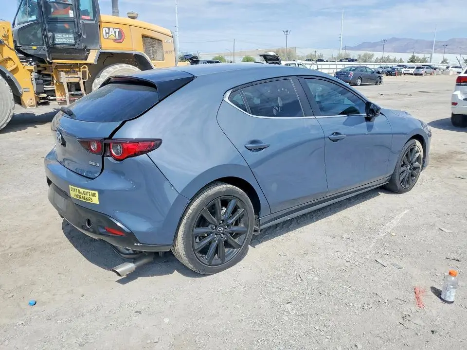 2023 MAZDA 3 PREFERRED  