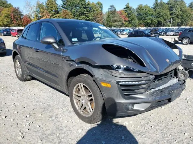 2018 PORSCHE MACAN