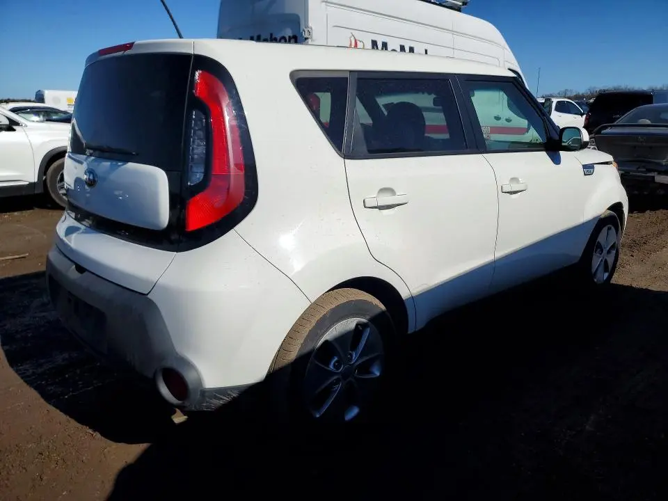 2015 KIA SOUL   