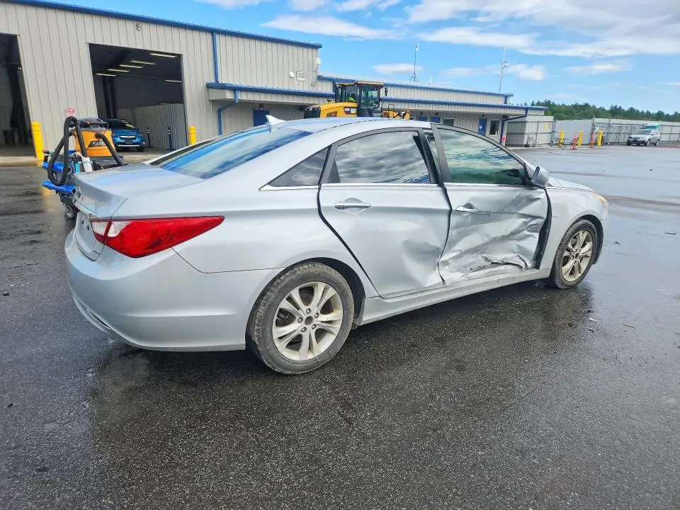 2011 HYUNDAI SONATA LIMITED  