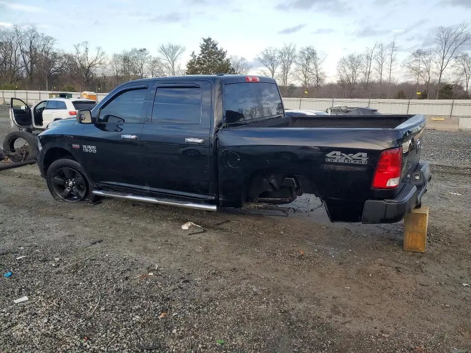 2015 RAM 1500 ST  