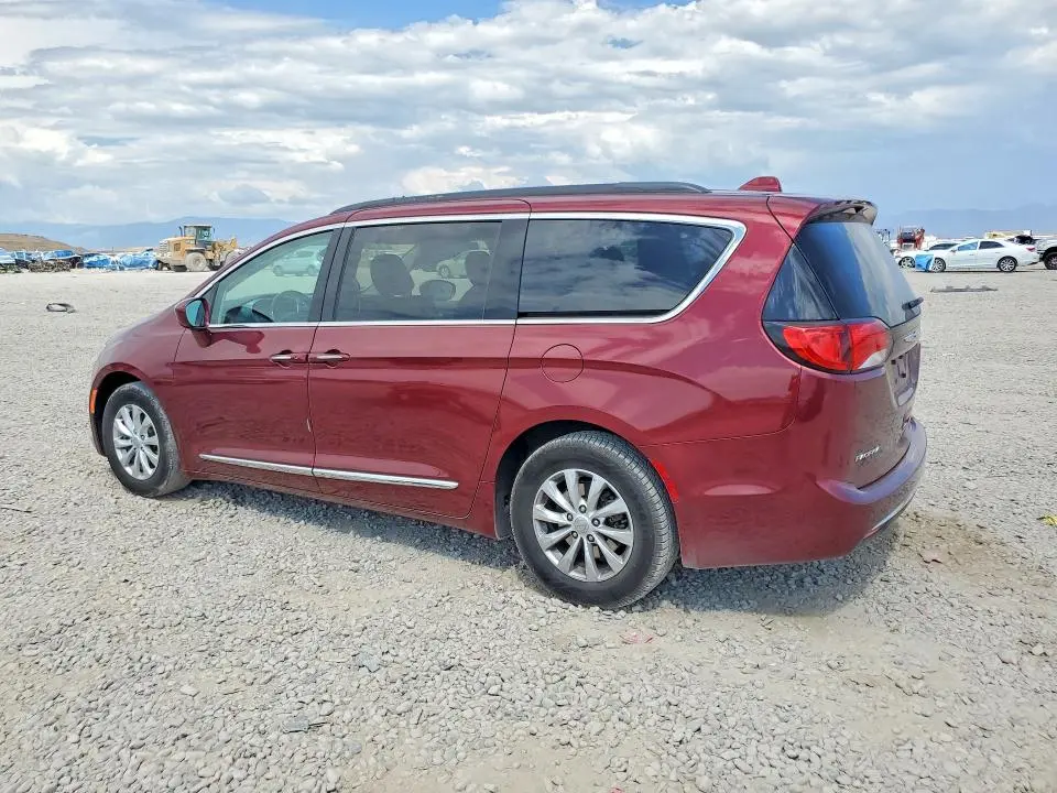 2017 CHRYSLER PACIFICA TOURING L  