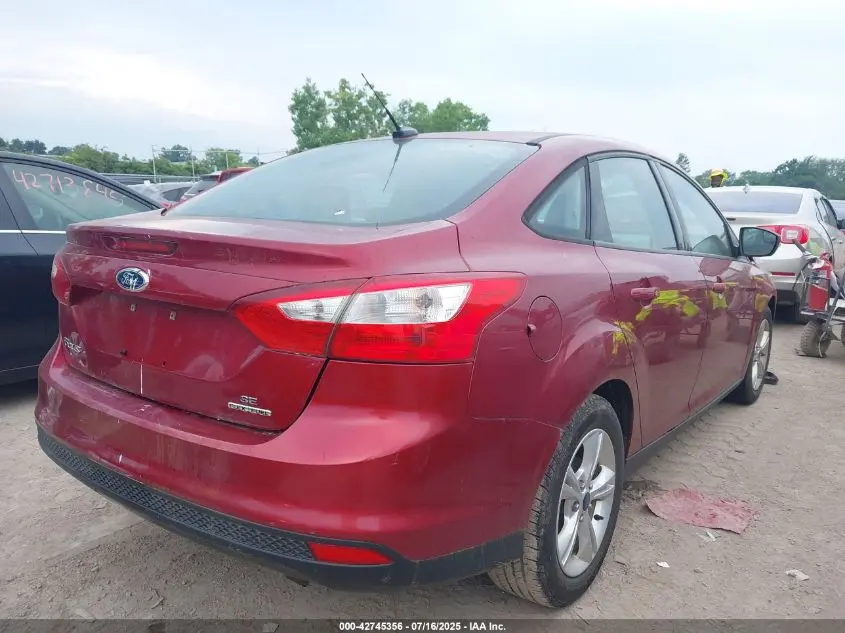 2013 FORD FOCUS SE
