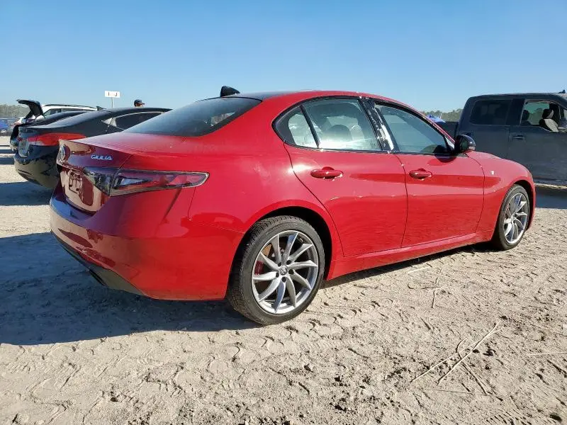 2024 ALFA ROMEO GIULIA TI  