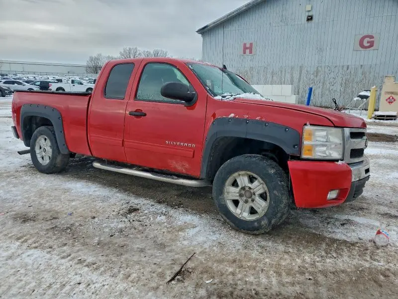 2011 CHEVROLET SILVERADO K1500 LT  