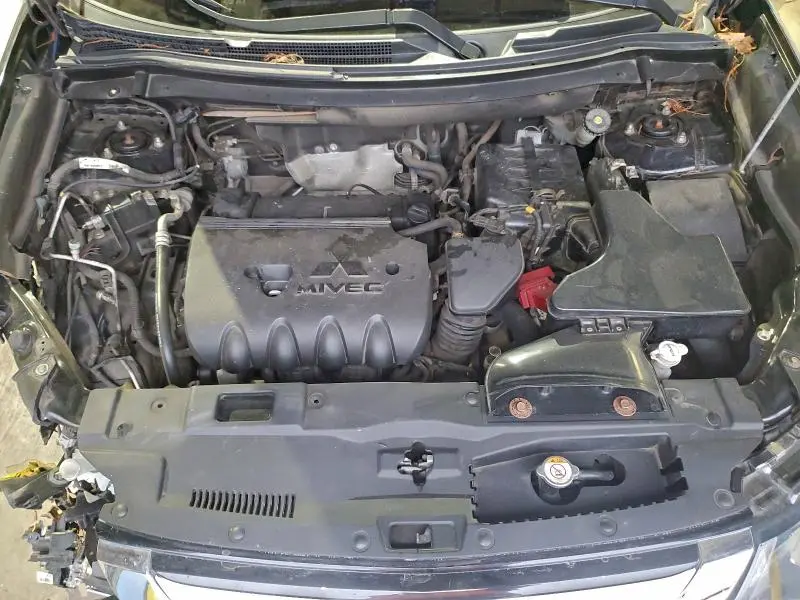 2016 MITSUBISHI OUTLANDER SE  