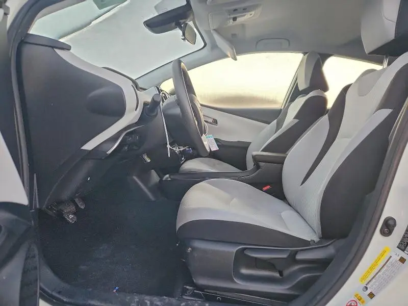 2017 TOYOTA PRIUS TWO  
