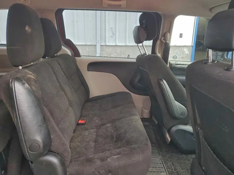 2014 DODGE GRAND CARAVAN SE  