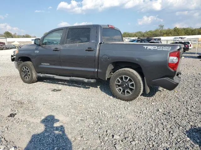 2016 TOYOTA TUNDRA CREWMAX SR5  