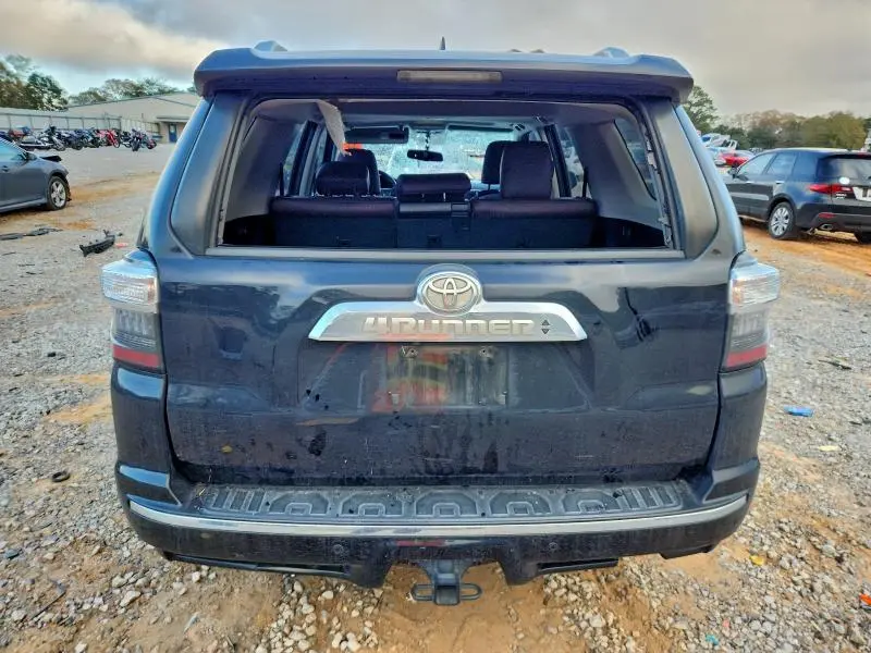 2018 TOYOTA 4RUNNER SR5  