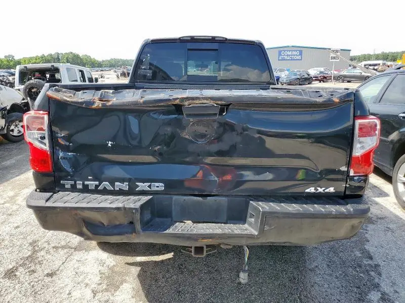 2017 NISSAN TITAN XD S
