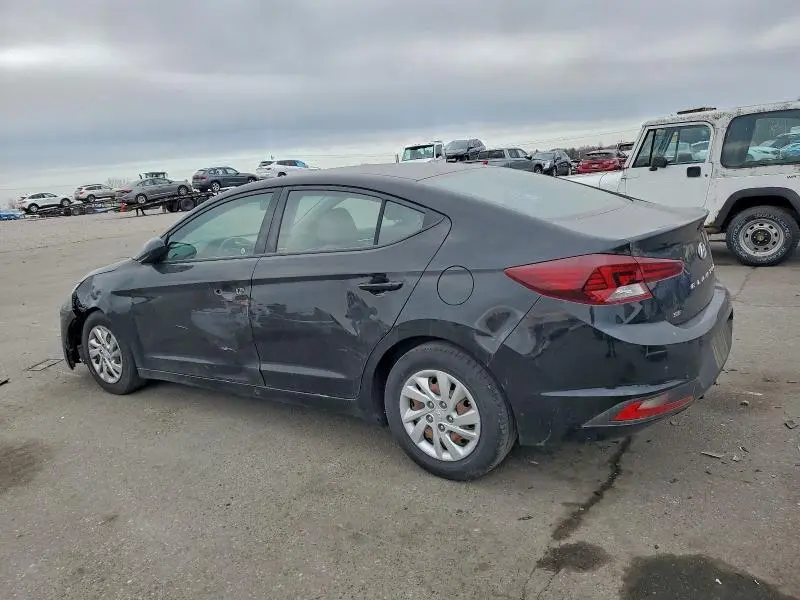 2020 HYUNDAI ELANTRA SE  