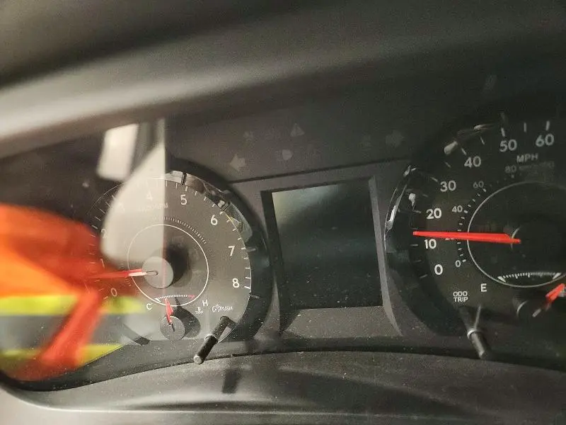 2015 TOYOTA SIENNA LE 8-PASSENGER  