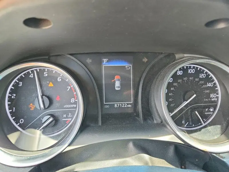 2018 TOYOTA CAMRY SE  