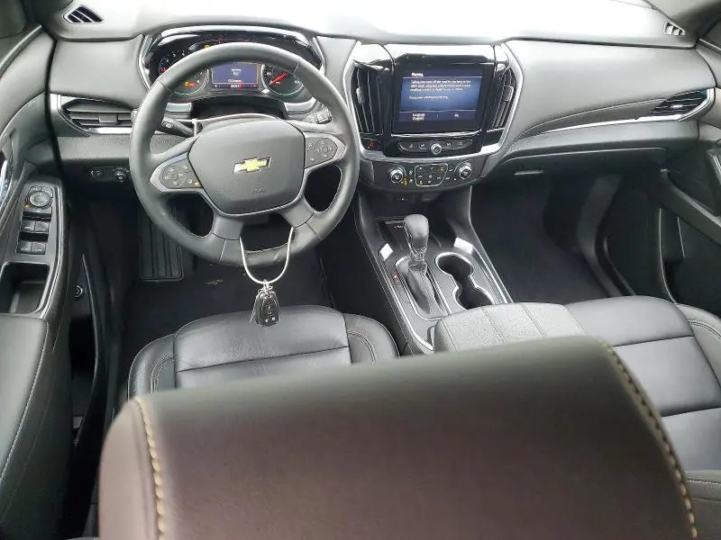 2023 CHEVROLET TRAVERSE LT  
