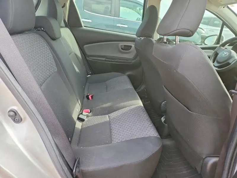 2016 TOYOTA YARIS 5-DOOR L  