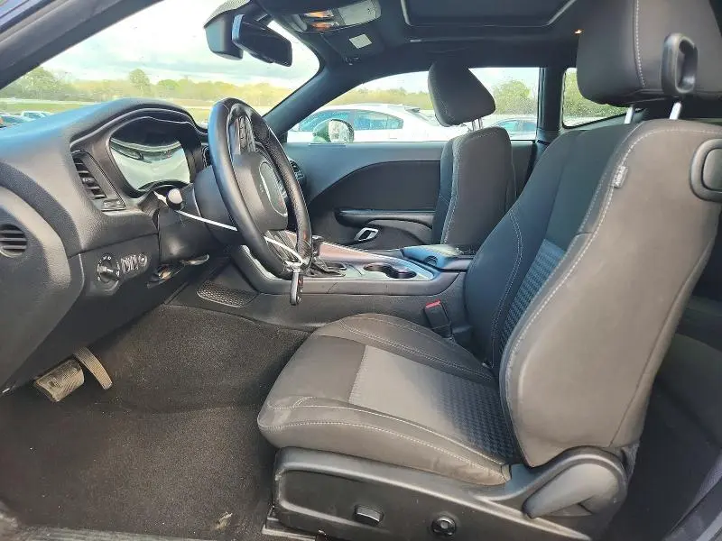 2020 DODGE CHALLENGER SXT  