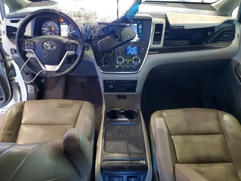 2015 TOYOTA SIENNA XLE PREMIUM 7-PASSENGER  