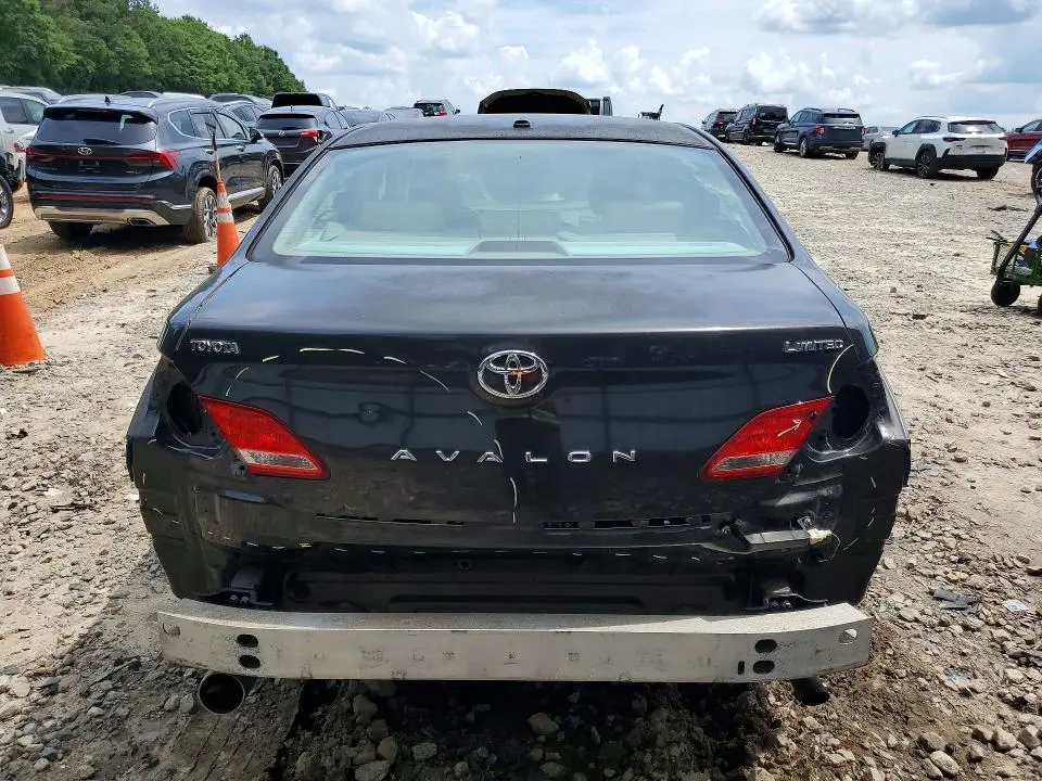 2010 TOYOTA AVALON LIMITED  