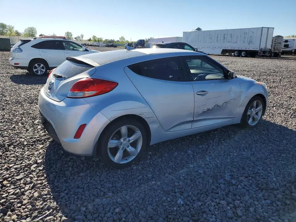 2012 HYUNDAI VELOSTER BASE  