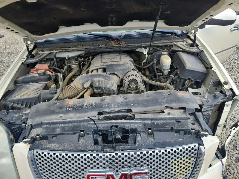 2011 GMC YUKON DENALI  
