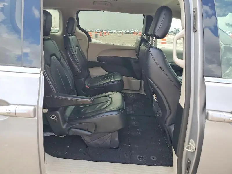 2019 CHRYSLER PACIFICA TOURING L  